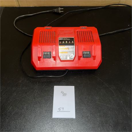 Retail $149.00 Milwaukee M18 Dual Bay Rapid Battery Charger