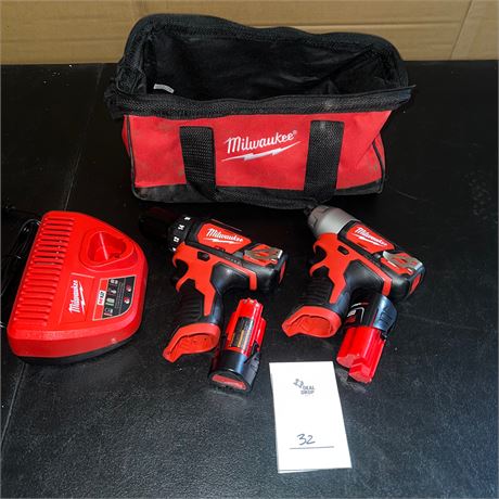 Retail $229.00 Milwaukee M12 Hammer Drill/Impact Driver Combo Kit
