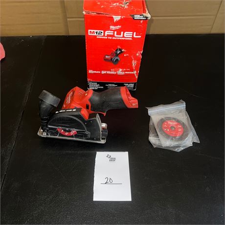 Retail $149.00 Milwaukee M12 FUEL 3 in. Cut Off Saw Tool Only
