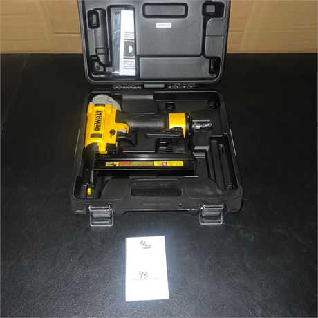 Retail $129.00 DEWALT 18-Gauge Pneumatic Brad Nailer
