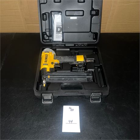 Retail $129.00 DEWALT 18-Gauge Pneumatic Brad Nailer