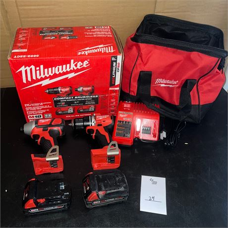 Retail $239.00 Milwaukee M18 Drill/Impact Combo Kit